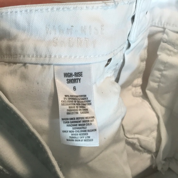 White high waisted shorts - Picture 2 of 3